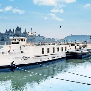 Onriver - Ms Cezanne Budapesta